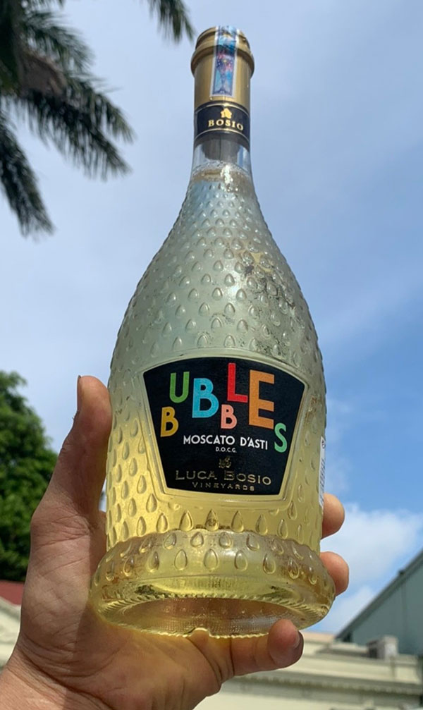 Rượu Vang Bubbles Moscato D'asti Luca Bosio